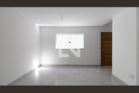 Sala de casa de condomínio à venda com 3 quartos, 105m² em Vila Guilhermina, São Paulo