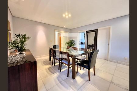 Apartamento à venda com 4 quartos, 175m² em Belvedere, Belo Horizonte