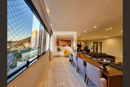 Apartamento à venda com 4 quartos, 175m² em Belvedere, Belo Horizonte