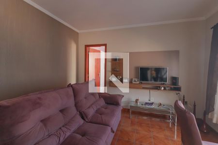 Sala de casa à venda com 4 quartos, 298m² em Jardim Estadio, Jundiaí