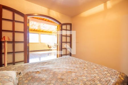 Quarto 1 de casa à venda com 4 quartos, 208m² em Quitaúna, Osasco