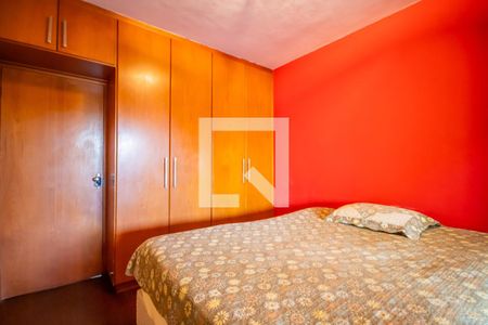 Quarto 1 de casa à venda com 4 quartos, 208m² em Quitaúna, Osasco