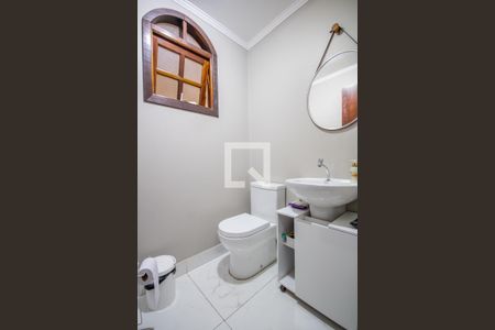 Lavabo de casa à venda com 4 quartos, 208m² em Quitaúna, Osasco