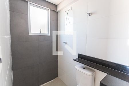 Banheiro da Suíte de apartamento para alugar com 3 quartos, 70m² em Ipiranga, Belo Horizonte