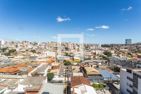Vista da Suíte de apartamento para alugar com 3 quartos, 70m² em Ipiranga, Belo Horizonte
