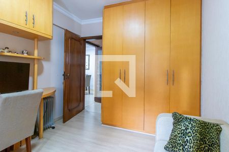 Quarto 1 de apartamento para alugar com 2 quartos, 130m² em Água Verde, Curitiba