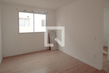 Sala de apartamento para alugar com 2 quartos, 42m² em Rubem Berta, Porto Alegre