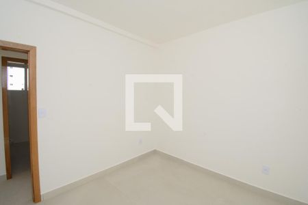 Quarto 1 de apartamento à venda com 2 quartos, 62m² em Novo Riacho, Contagem