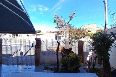 Vista da sala de casa à venda com 3 quartos, 180m² em Jardim New York, Campinas