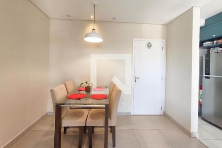 Sala de apartamento para alugar com 2 quartos, 65m² em Chácaras Campos Elíseos, Campinas