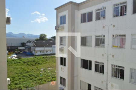 Vista do Quarto 1 de apartamento para alugar com 2 quartos, 41m² em Gardênia Azul, Rio de Janeiro