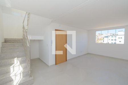 Sala de apartamento à venda com 3 quartos, 130m² em Novo Riacho, Contagem
