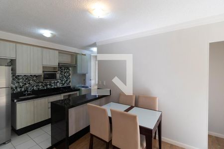 Sala de apartamento para alugar com 3 quartos, 61m² em Vila Marieta, Campinas