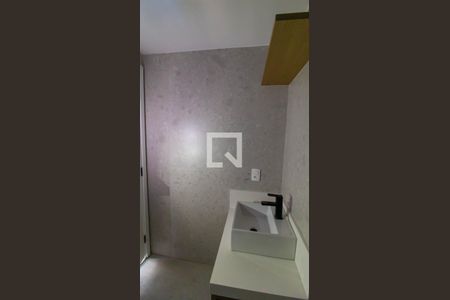 Banheiro de kitnet/studio à venda com 1 quarto, 32m² em Icaraí, Niterói