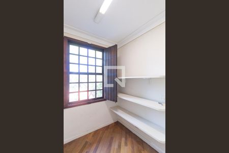 Escritório de casa de condomínio para alugar com 7 quartos, 564m² em Vila Appia Antica, Carapicuíba