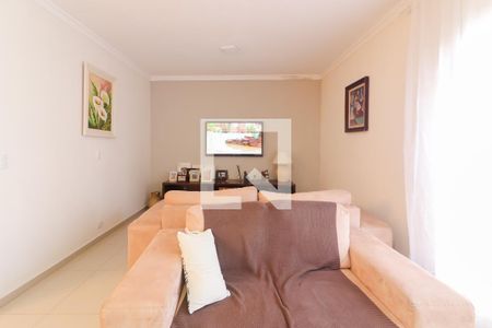 Sala de casa à venda com 3 quartos, 147m² em Jardim Jussara, São Paulo