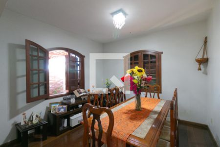 Sala de Jantar de casa à venda com 4 quartos, 420m² em Goiânia, Belo Horizonte