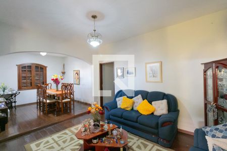 Sala de casa à venda com 4 quartos, 420m² em Goiânia, Belo Horizonte