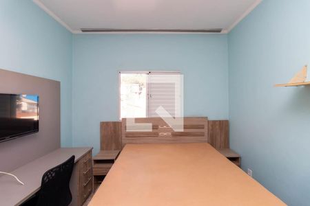 Quarto 2 de casa para alugar com 3 quartos, 180m² em Horto Florestal, São Paulo