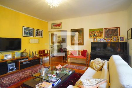 Sala de casa à venda com 5 quartos, 425m² em São João, Porto Alegre