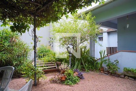 Jardim de casa à venda com 5 quartos, 425m² em São João, Porto Alegre