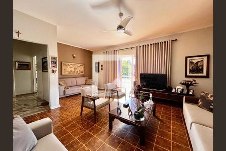 Sala 2 de casa para alugar com 4 quartos, 247m² em Jardim Nossa Senhora Auxiliadora, Campinas