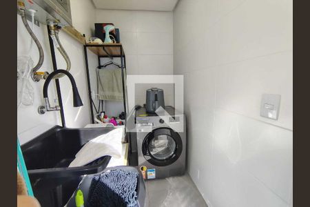 Lavanderia de apartamento à venda com 1 quarto, 44m² em Menino Deus, Porto Alegre