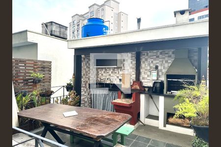 Casa de Condomínio à venda com 4 quartos, 144m² em Vila Paiva, São Paulo