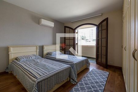 Casa à venda com 3 quartos, 355m² em Belenzinho, São Paulo