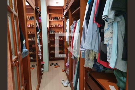 Casa à venda com 4 quartos, 360m² em Jardim das Paineiras, Campinas