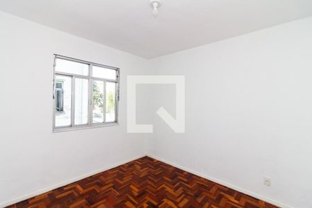 Quarto 2 de apartamento para alugar com 2 quartos, 59m² em Jardim Sulacap, Rio de Janeiro