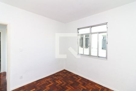 Quarto 2 de apartamento para alugar com 2 quartos, 59m² em Jardim Sulacap, Rio de Janeiro