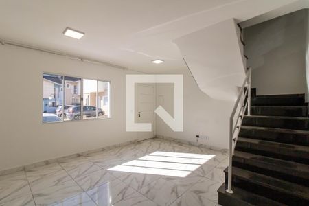 Sala de casa de condomínio à venda com 3 quartos, 83m² em Centro, Guarulhos