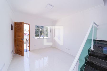 Sala de casa à venda com 2 quartos, 75m² em Vila Nhocuné, São Paulo