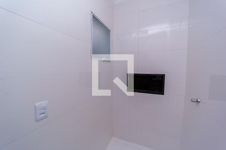 Banheiro do Quarto 1 de casa à venda com 2 quartos, 75m² em Vila Nhocuné, São Paulo