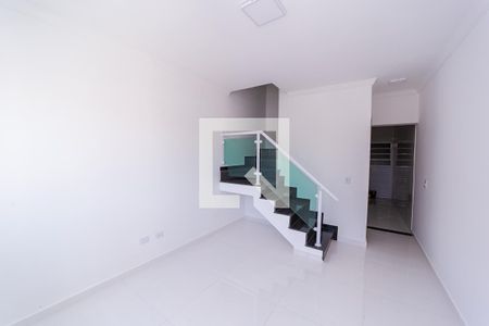 Sala de casa à venda com 2 quartos, 75m² em Vila Nhocuné, São Paulo