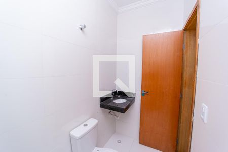Banheiro do Quarto 1 de casa à venda com 2 quartos, 75m² em Vila Nhocuné, São Paulo