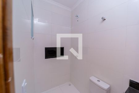 Banheiro do Quarto 1 de casa à venda com 2 quartos, 75m² em Vila Nhocuné, São Paulo
