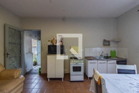 Sala/Cozinha de casa à venda com 2 quartos, 100m² em Vila Nhocuné, São Paulo