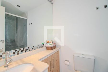 Banheiro Social de apartamento para alugar com 2 quartos, 69m² em Vila Ipiranga, Porto Alegre