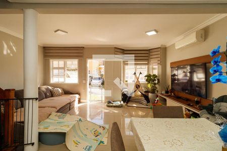 Sala de casa de condomínio à venda com 3 quartos, 130m² em Jardim Leonor Mendes de Barros, São Paulo