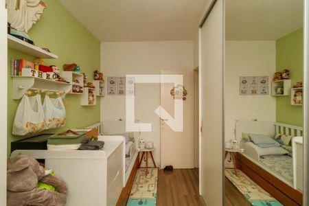 Quarto de casa de condomínio à venda com 3 quartos, 130m² em Jardim Leonor Mendes de Barros, São Paulo