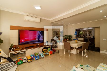 Sala de casa de condomínio à venda com 3 quartos, 130m² em Jardim Leonor Mendes de Barros, São Paulo