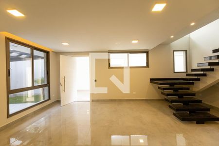 Sala de casa à venda com 5 quartos, 520m² em Cidade Ademar, São Paulo