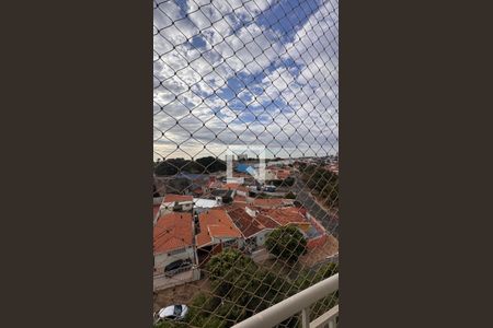 Vista Sala de apartamento à venda com 3 quartos, 71m² em Vila Paraiso, Campinas