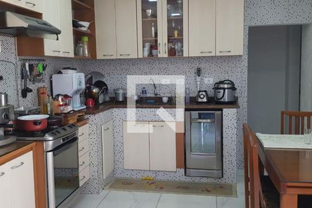 Casa à venda com 3 quartos, 173m² em Parque das Nações, Santo André