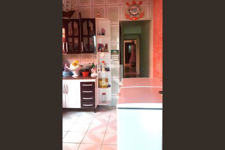 Casa à venda com 2 quartos, 125m² em Jardim Marek, Santo André