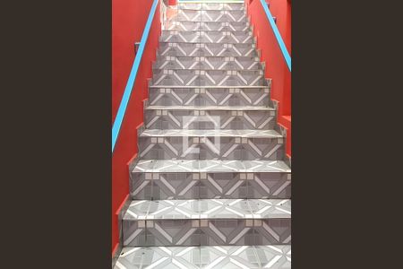 Casa à venda com 2 quartos, 125m² em Jardim Marek, Santo André