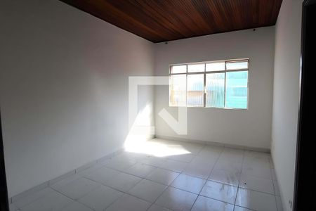 Casa para alugar com 1 quarto, 330m² em Vila Alto de Santo Andre, Santo André