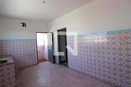 Casa para alugar com 1 quarto, 330m² em Vila Alto de Santo Andre, Santo André